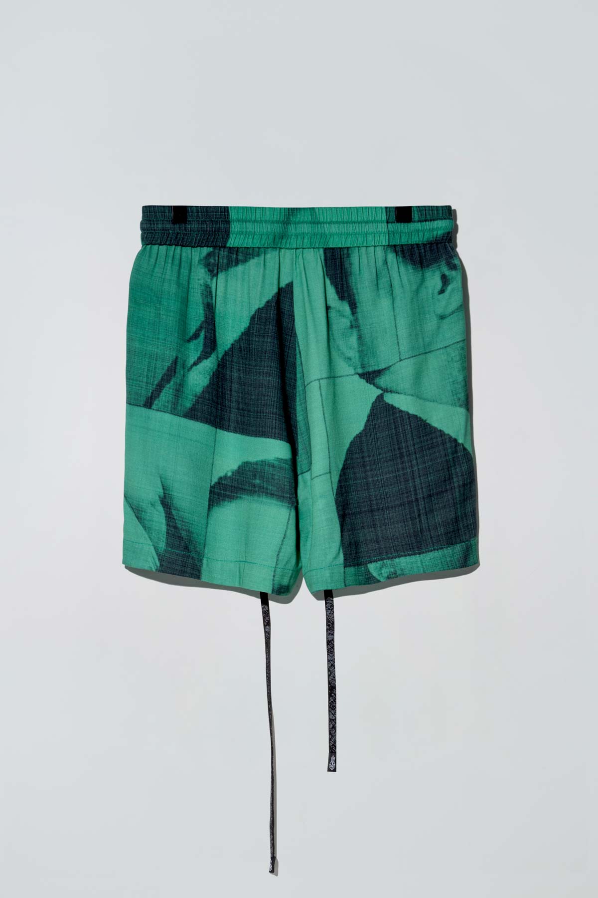 Billie Shorts Black List Print Green