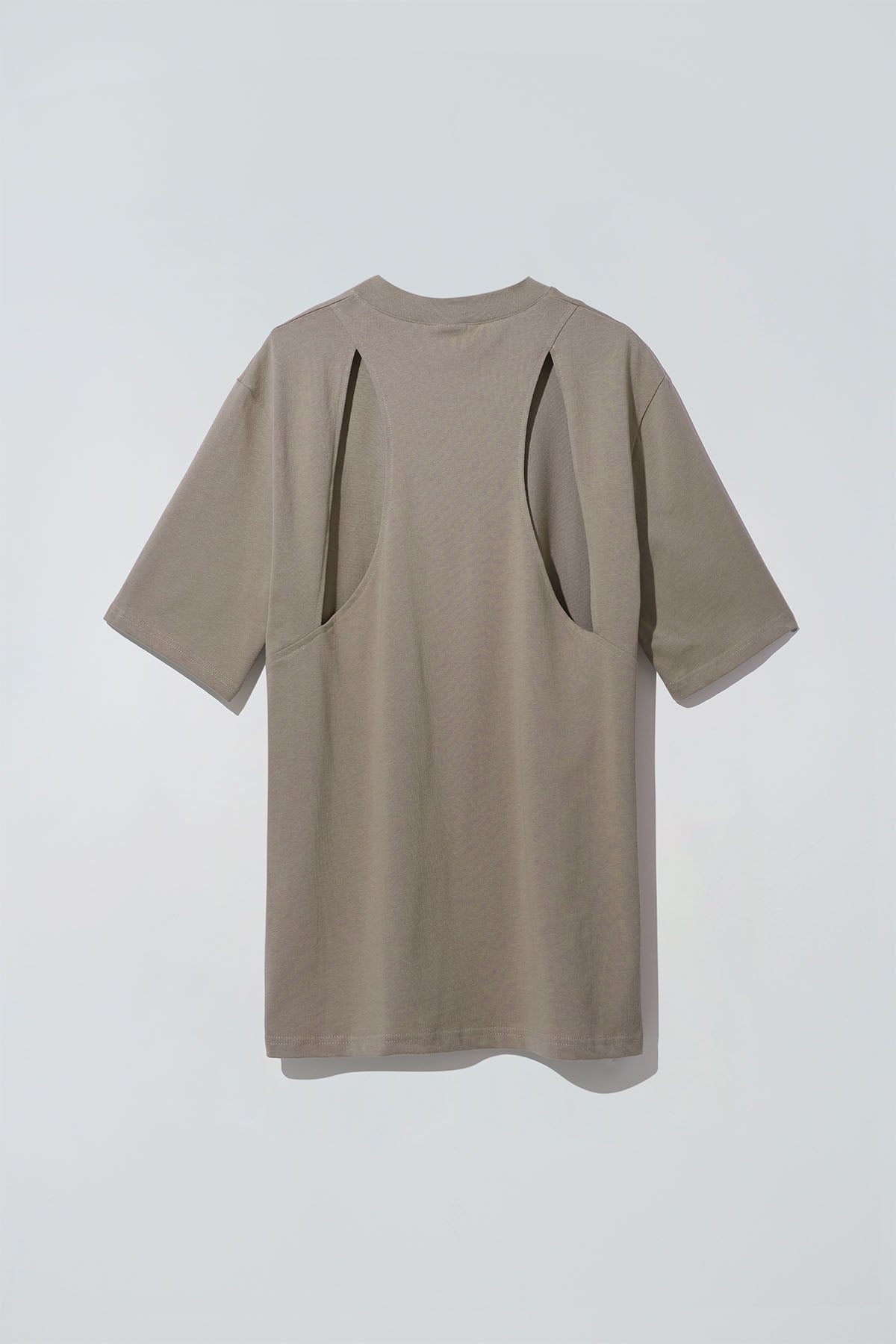 Slot Dahlia Tee in Brown