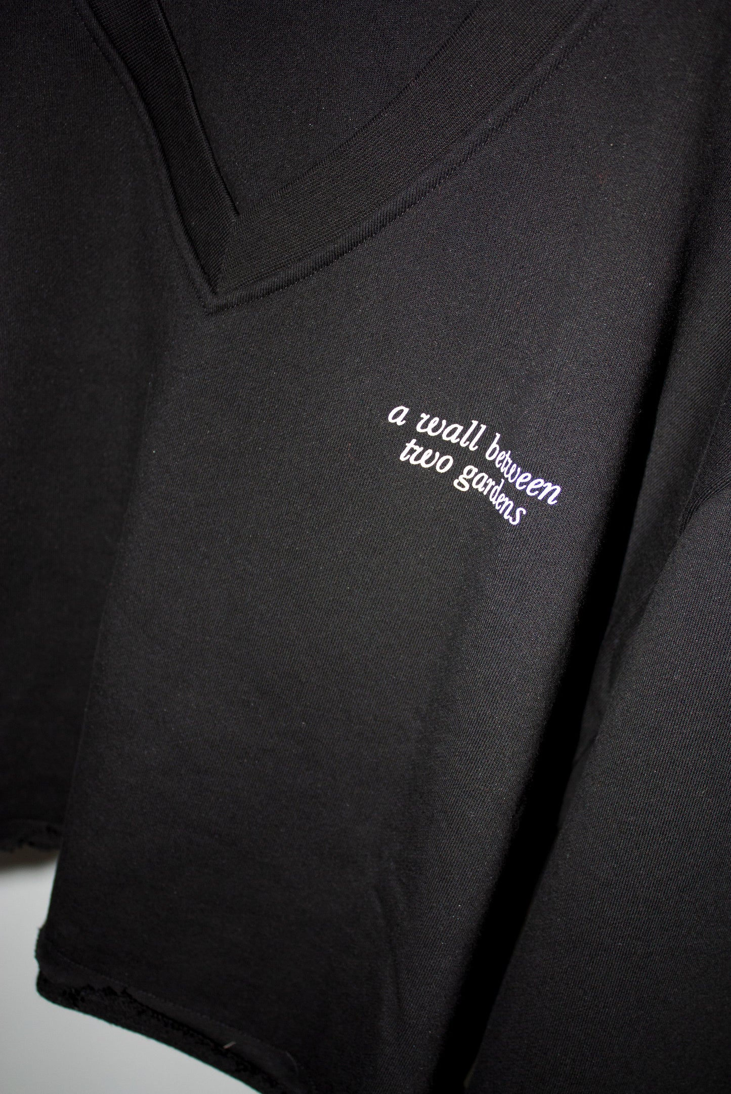 Beetle Sweatshirt in Black