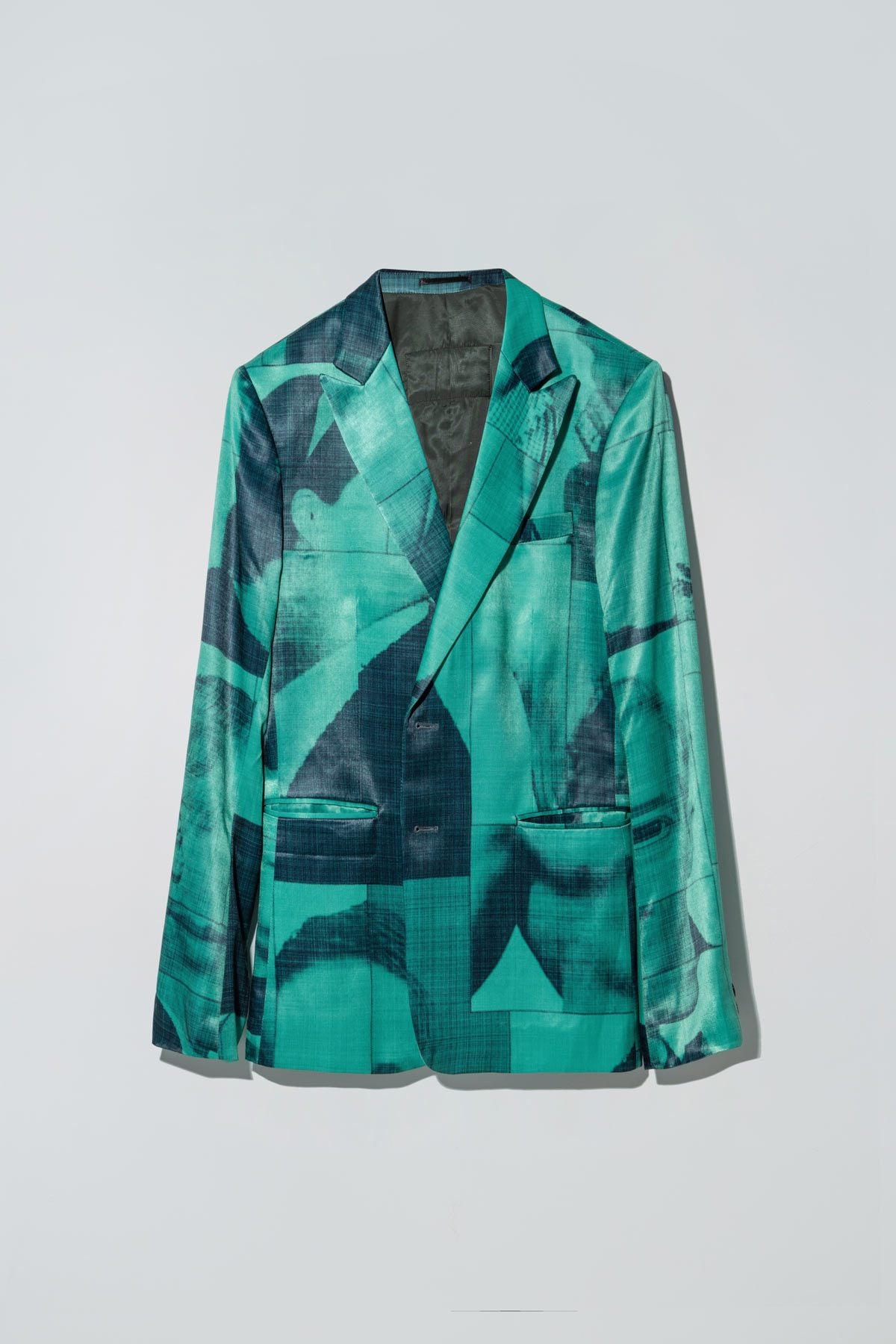 Liberty Suit in Black List Print Pale Goldenrod