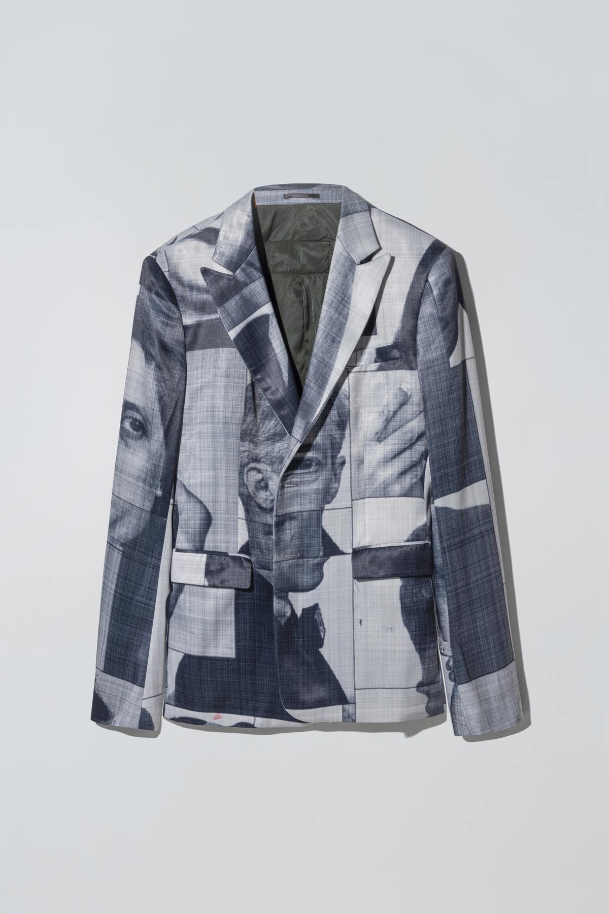 Liberty Suit in Black List Print Green