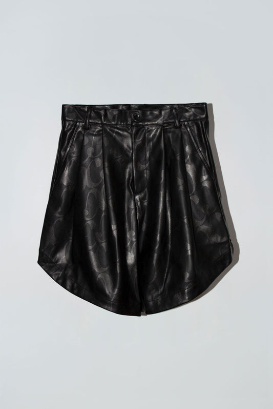 Blossom Shorts in Spell Print Black