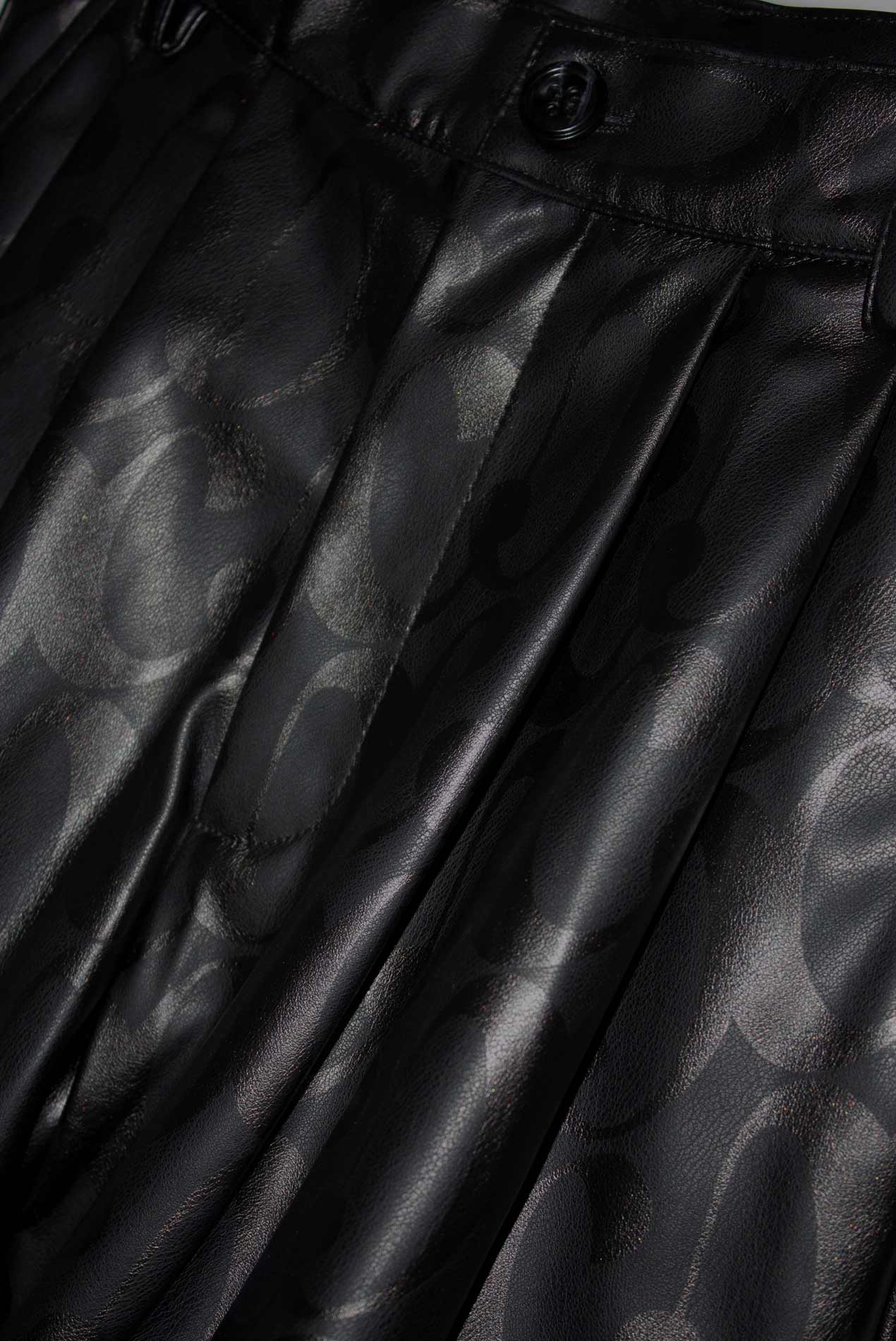 Blossom Shorts in Spell Print Black