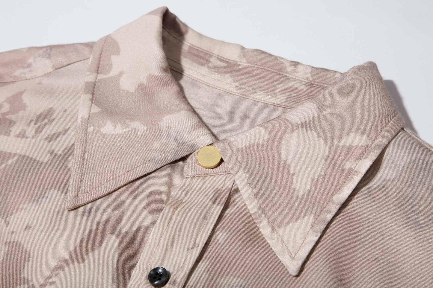 Lost ID Print Dazed Shirt Nude