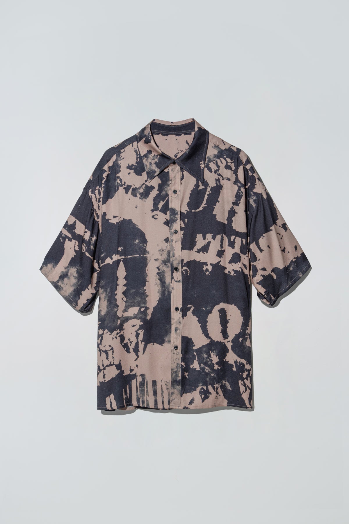 Lost ID Print Dazed Shirt Nude